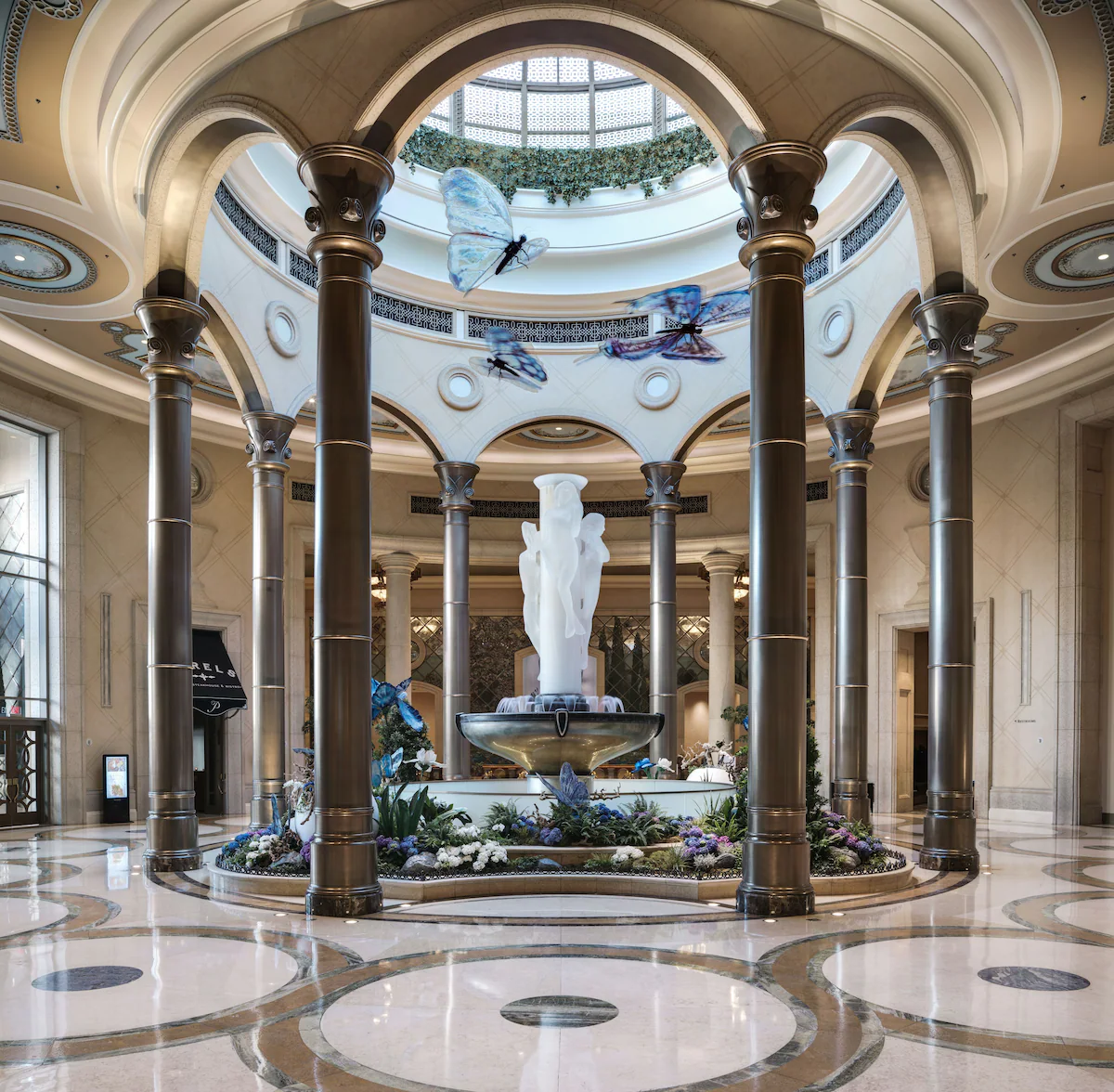 The Palazzo at The Venetian – Elegance & Entertainment